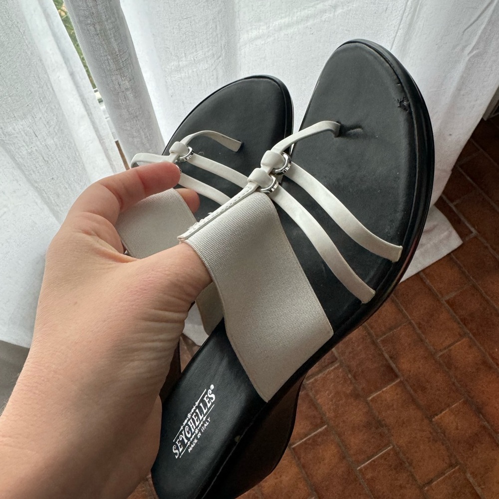 Y2K style platform sandals size 7
